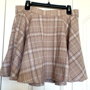 Juniors skirt, Aeropostale, size Small